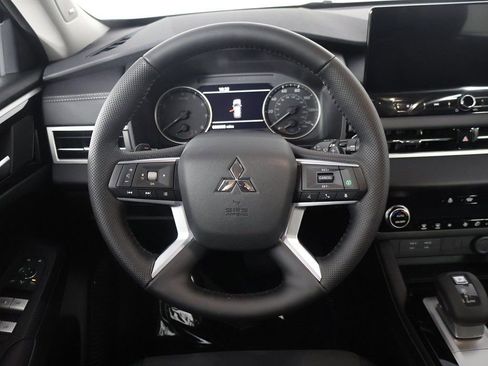 New 2026 Mitsubishi Outlander SE AWD/4WD image 39