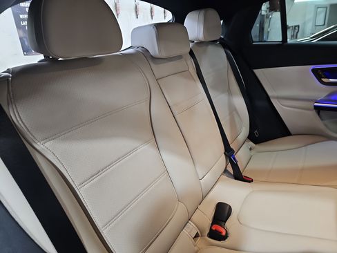 New 2026 Mercedes-Benz GLC 300 4MATIC image 12