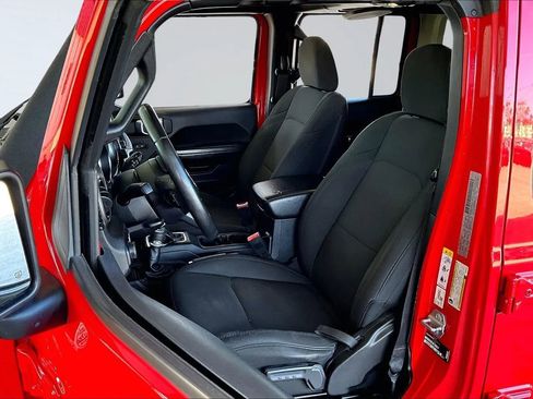 Used 2019 Jeep Wrangler Unlimited Sport S AWD/4WD image 18