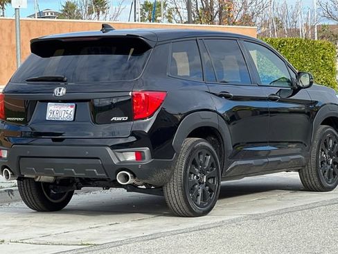 Used 2023 Honda Passport EX-L image 4