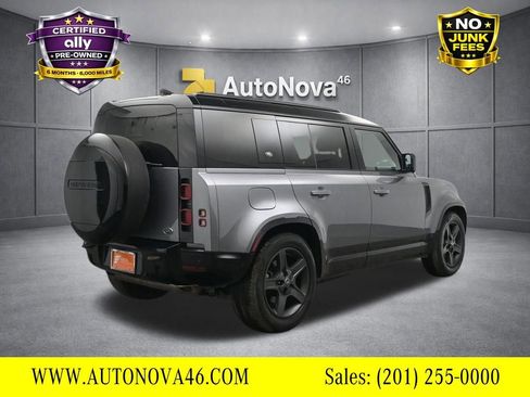 Used 2023 Land Rover Defender 110 X-Dynamic SE image 6