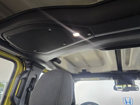 Used 2024 Jeep Wrangler Willys image 69