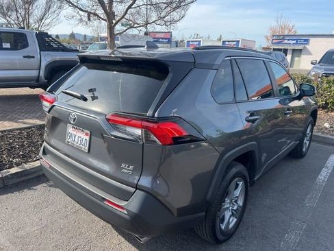 Used 2025 Toyota RAV4 XLE w/ Convenience Package image 20