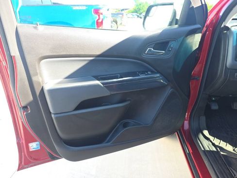 Used 2015 Chevrolet Colorado Z71 AWD/4WD image 42