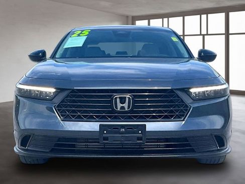 Used 2025 Honda Accord SE image 2