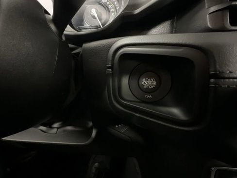 Used 2025 Jeep Wrangler Unlimited Sahara w/ Safety Group AWD/4WD image 16
