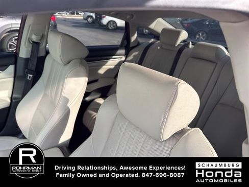 Used 2021 Honda Accord Touring image 8