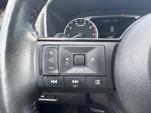 Used 2023 Nissan Rogue SV w/ SV Premium B Package FWD image 8