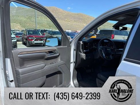 Used 2022 Chevrolet Silverado 1500 LT AWD/4WD image 13