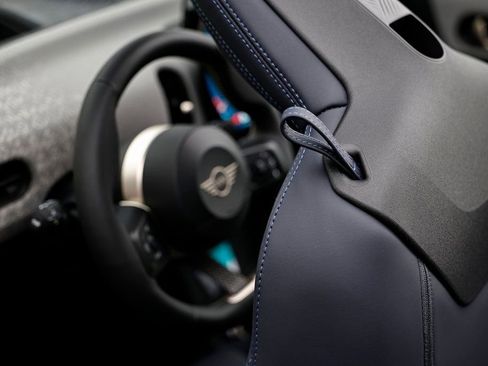 New 2026 MINI Cooper S image 25