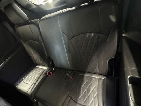 Used 2022 Buick Enclave Avenir w/ Trailering Package, 5000 lbs. AWD/4WD image 13