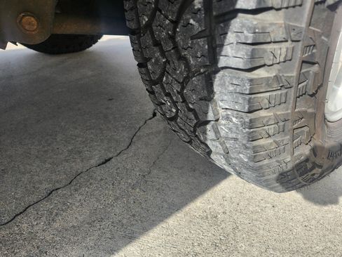 Used 2009 Jeep Wrangler X image 22