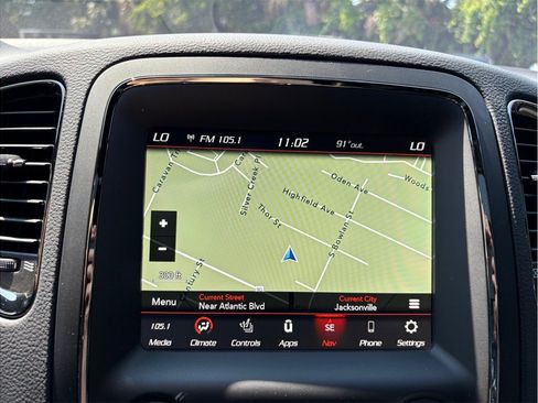Used 2020 Dodge Durango SRT w/ Technology Group AWD/4WD image 30