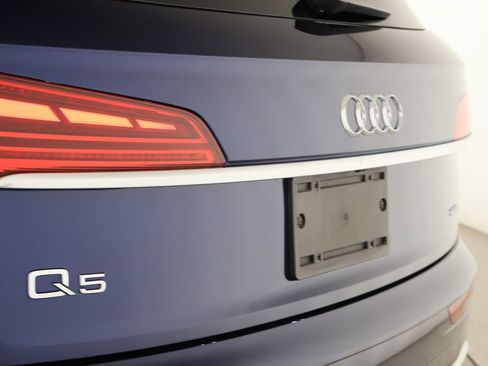 Certified 2022 Audi Q5 2.0T Premium w/ Convenience Package AWD/4WD image 31