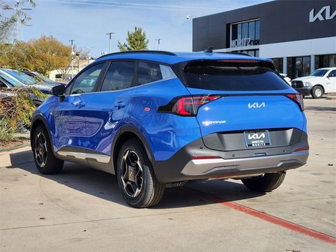 New 2026 Kia Sportage EX w/ EX Panorama Roof Package image 3