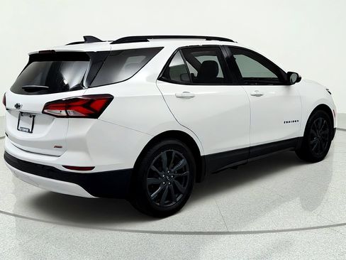 Used 2024 Chevrolet Equinox RS FWD image 5