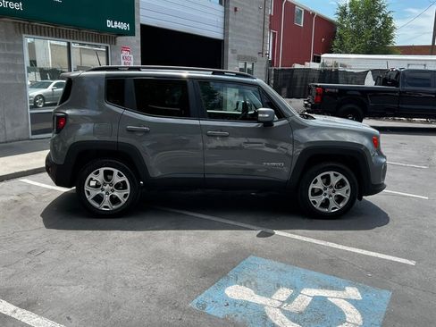 Used 2020 Jeep Renegade Limited AWD/4WD image 8