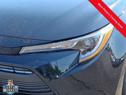 Used 2025 Toyota Corolla LE FWD image 4