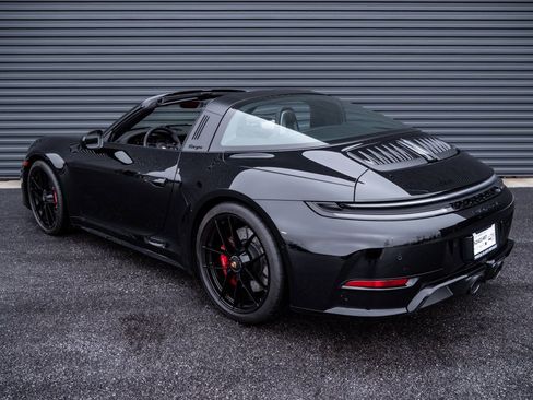 Certified 2025 Porsche 911 Targa 4 GTS image 3