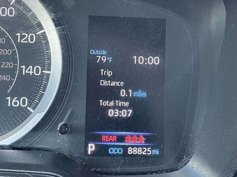 Used 2022 Toyota Corolla LE FWD image 23