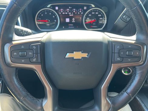 Certified 2022 Chevrolet Silverado 1500 High Country w/ Safety Package II AWD/4WD image 9