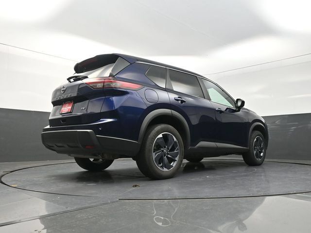Used 2024 Nissan Rogue SV FWD image 37
