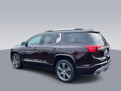 Used 2017 GMC Acadia Denali w/ Technology Package image 5