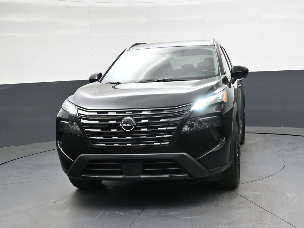 Certified 2026 Nissan Rogue Dark Armor FWD image 12