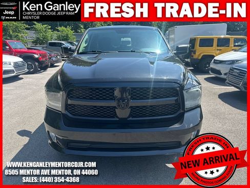 Used 2015 RAM 1500 Express AWD/4WD image 3