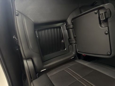 Used 2024 Chevrolet Silverado 1500 High Country w/ High Country Premium Package image 23