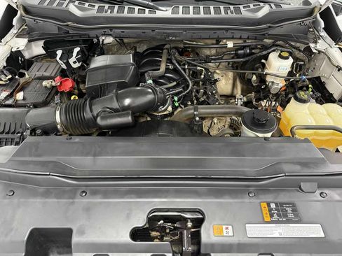 Used 2023 Ford F250 XLT w/ FX4 Off-Road Package image 28