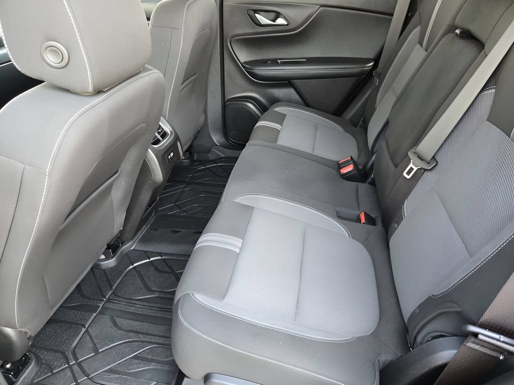 Used 2024 Chevrolet Blazer LT w/ Convenience Package FWD image 29