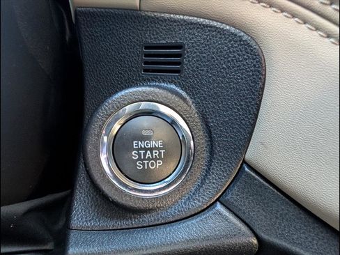 Used 2020 Subaru Outback Limited w/ Popular Package #2 image 10