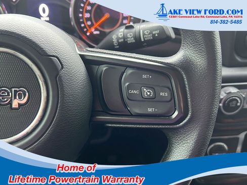 Used 2018 Jeep Wrangler Unlimited Sport AWD/4WD image 12