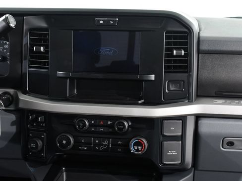 New 2026 Ford F350 XLT w/ 360-Degree Camera Package AWD/4WD image 9