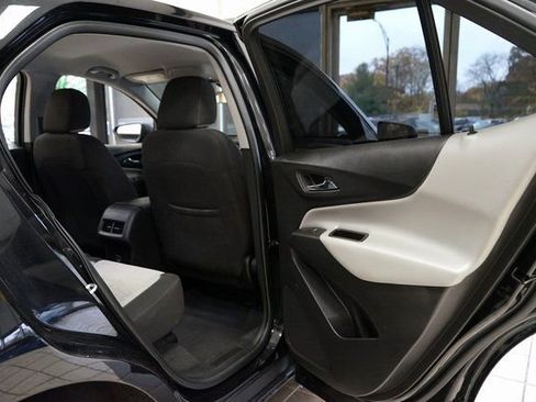 Used 2023 Chevrolet Equinox LS w/ Driver Confidence II Package image 43