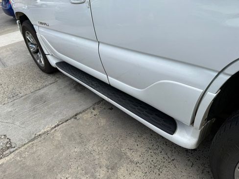 Used 2003 GMC Yukon Denali image 19