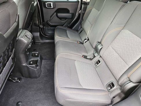 Used 2023 Jeep Gladiator Mojave w/ Trailer Tow Package image 18