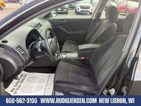 Used 2012 Nissan Altima 2.5 S FWD image 9