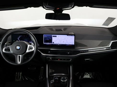 Used 2026 BMW X6 M60i AWD/4WD image 8