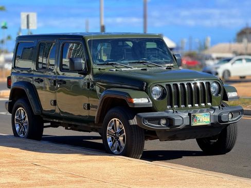 Used 2021 Jeep Wrangler Unlimited Sahara image 6