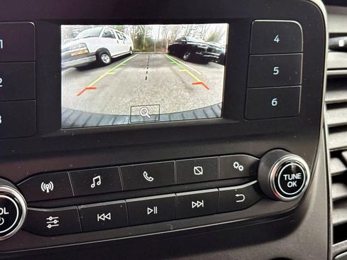 Used 2024 Ford Transit 250 Low Roof AWD w/ Exterior Upgrade Package image 25