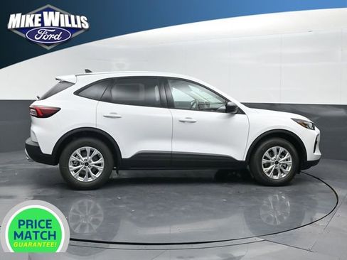 New 2026 Ford Escape Active image 8