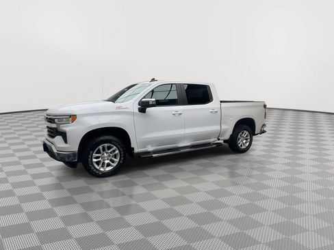 Used 2026 Chevrolet Silverado 1500 LT AWD/4WD image 38