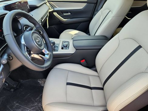 New 2026 MAZDA CX-90 3.3 Turbo w/ Preferred Package AWD/4WD image 4