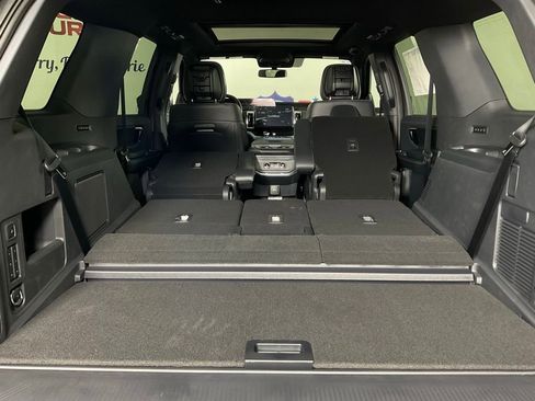 New 2026 Ford Expedition Platinum w/ Stealth Appearance Package image 11