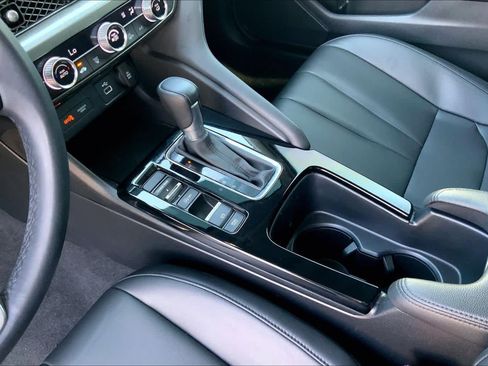 Used 2025 Acura Integra FWD image 17