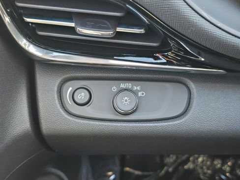 New 2026 Buick Envista Sport Touring w/ Convenience I Package FWD image 17