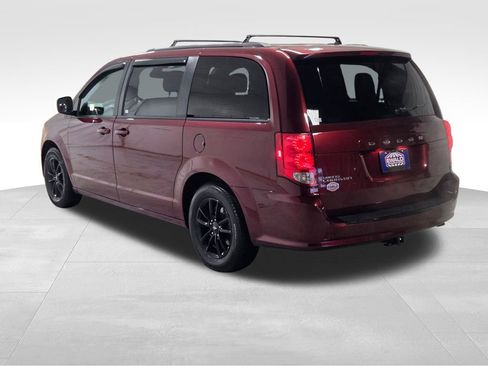 Used 2020 Dodge Grand Caravan SE image 16