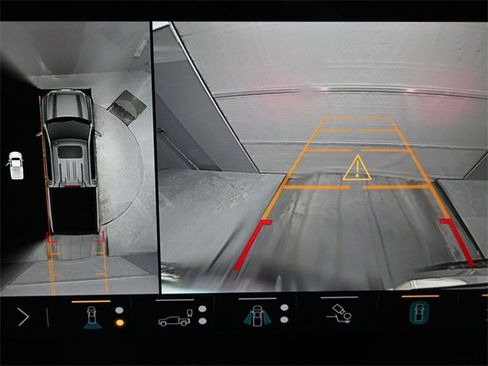 Used 2023 GMC Sierra 1500 Denali w/ Technology Package image 17